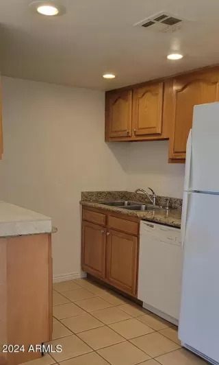 Photo #1: 6704620 Listing 