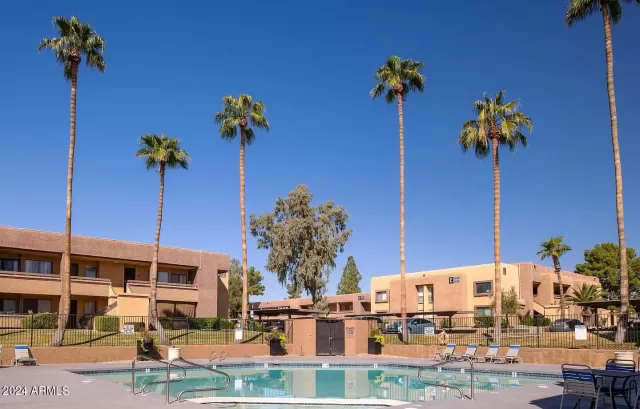 MLS: 6704621 Condo For Sale