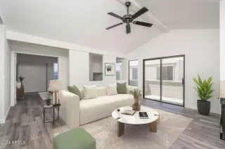 Photo #2: 6704627 Listing