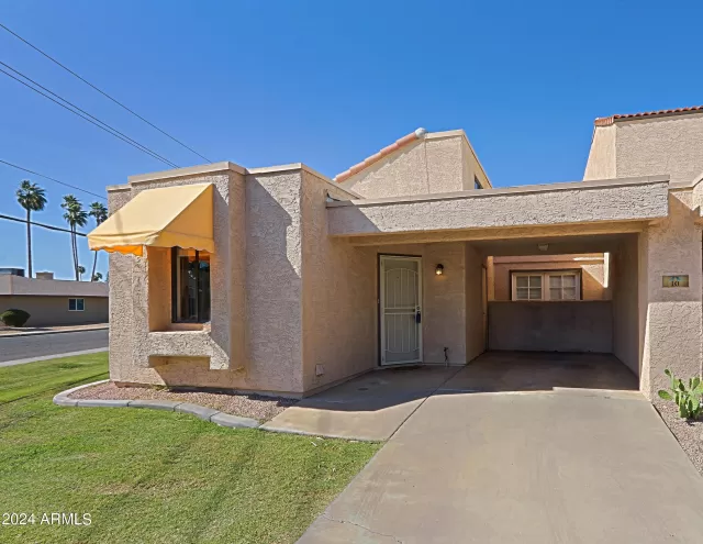 MLS: 6704654 Condo For Sale