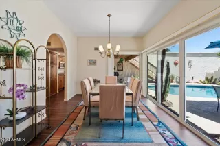 Photo #4: 6704884 Listing