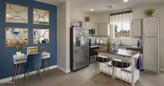 Photo #5: 6705449 Listing