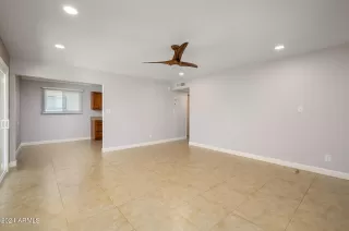 Photo #3: 6705486 Listing