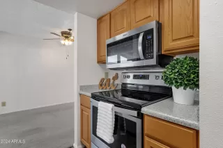 Photo #1: 6705697 Listing