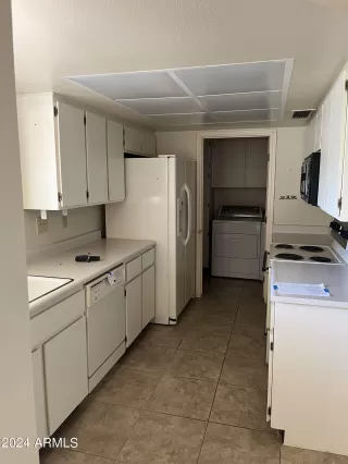 Photo #4: 6705709 Listing