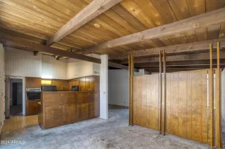 Photo #2: 6705884 Listing