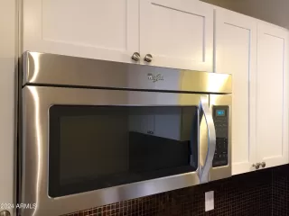 Photo #2: 6705910 Listing