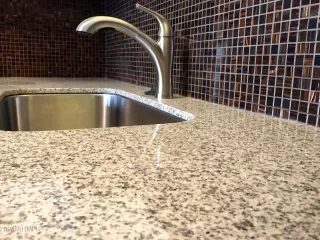 Photo #3: 6705910 Listing