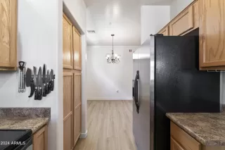 Photo #3: 6705966 Listing