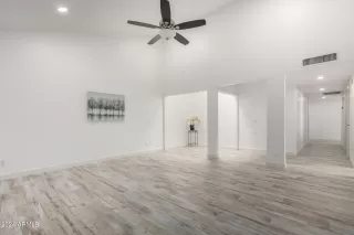 Photo #2: 6706305 Listing