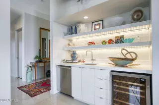 Photo #2: 6706431 Listing 