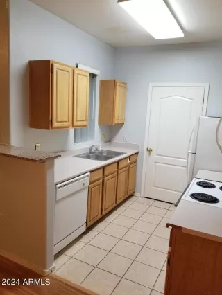 Photo #4: 6706547 Listing