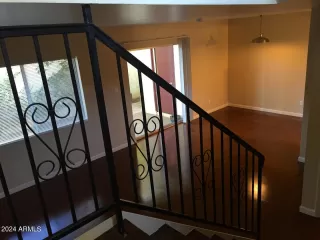 Photo #5: 6706661 Listing 