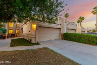 Photo #2: 6706892 Listing