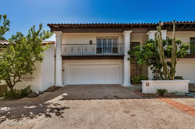 MLS: 6706905 Condo For Sale