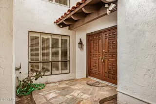 Photo #6: 6706905 Listing