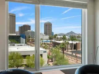 Photo #5: 6706943 Listing 
