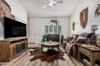 Photo #3: 6707053 Listing