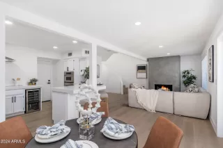 Photo #2: 6707218 Listing