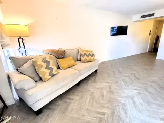 Photo #1: 6707294 Listing