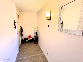 Photo #2: 6707294 Listing