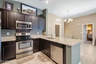 Photo #1: 6707312 Listing