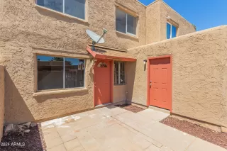 Photo #2: 6707549 Listing