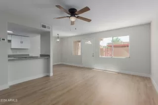 Photo #5: 6707549 Listing