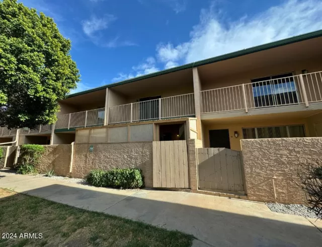 MLS: 6707601 Condo For Sale