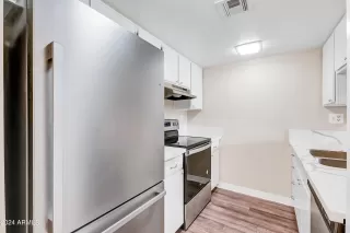 Photo #2: 6707620 Listing