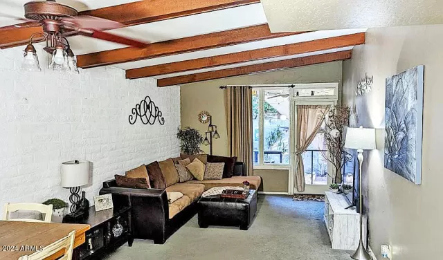 MLS: 6707647 Condo For Sale