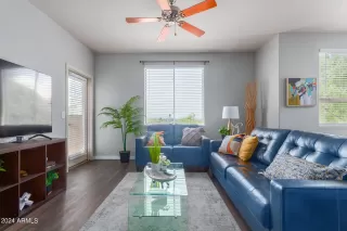 Photo #3: 6707708 Listing