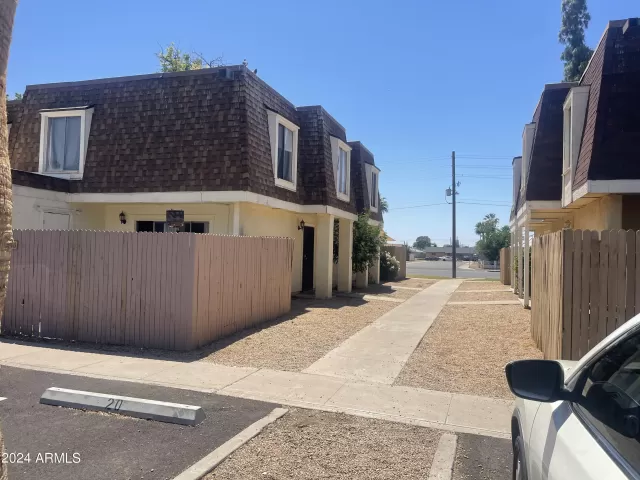 MLS: 6707751 Condo For Sale