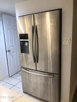 Photo #4: 6707950 Listing