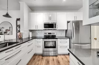 Photo #1: 6708141 Listing