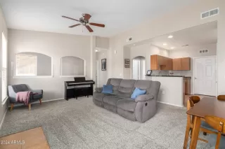 Photo #4: 6708634 Listing