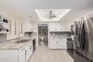 Photo #1: 6709036 Listing 