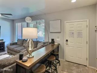 Photo #6: 6709049 Listing 