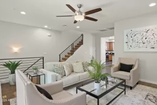 Photo #5: 6709304 Listing