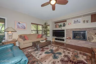 Photo #5: 6709328 Listing