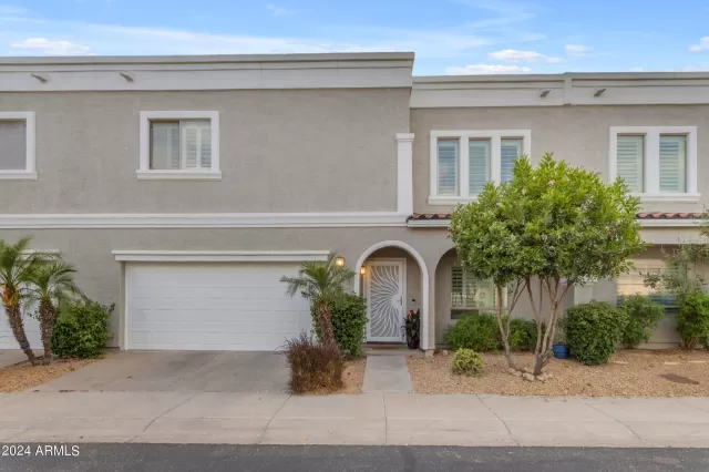 MLS: 6709368 Condo For Sale