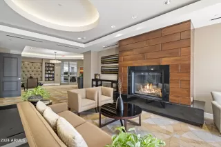 Photo #6: 6709389 Listing