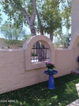 Photo #4: 6709548 Listing