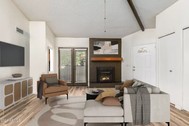 MLS: 6709560 Condo For Sale