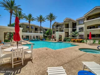 Photo #1: 6709617 Listing