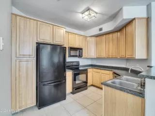 Photo #4: 6709617 Listing