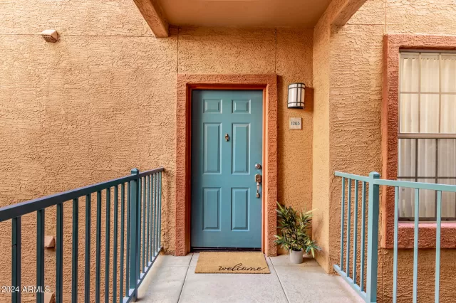 MLS: 6709642 Condo For Sale