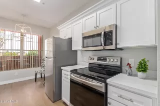 Photo #3: 6709642 Listing 