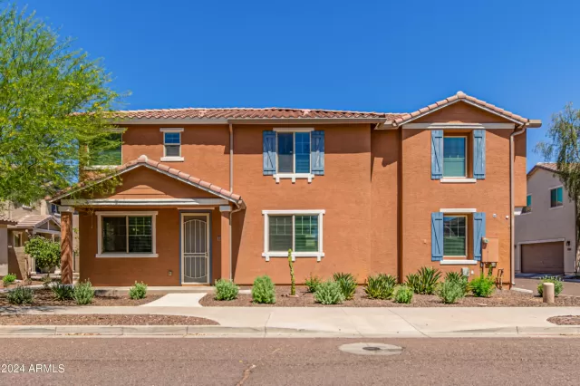 MLS: 6709718 Condo For Sale