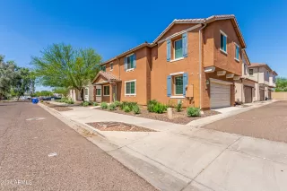 Photo #2: 6709718 Listing